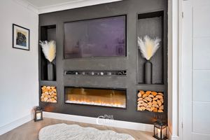 Lounge- click for photo gallery